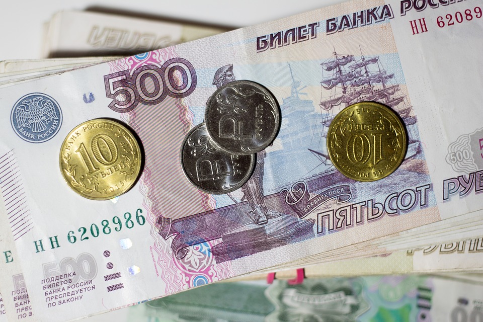 Студенты и учащиеся должны подтвердить свой статус в ПФР