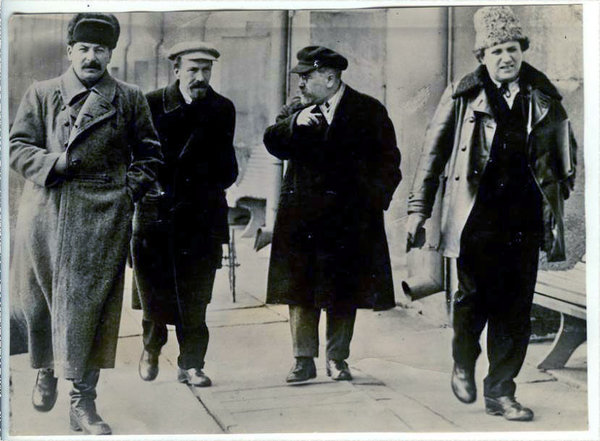 Сталин, Рыков, Каменев, Зиновьев
