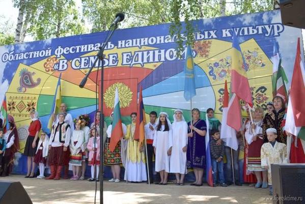 Введенский и Казацкий сельсоветы получили премии от Правительства