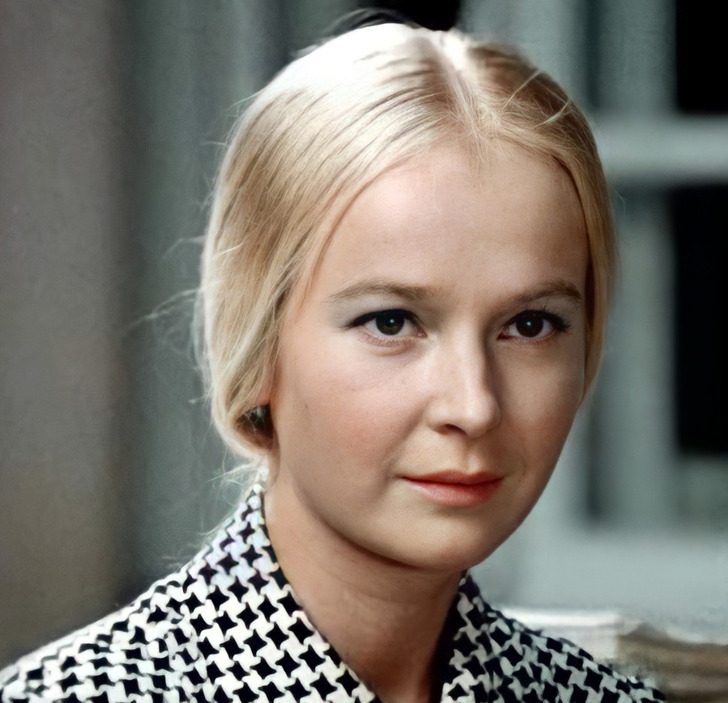 Наталья Богунова В Купальнике – До Свидания Мальчики 1964