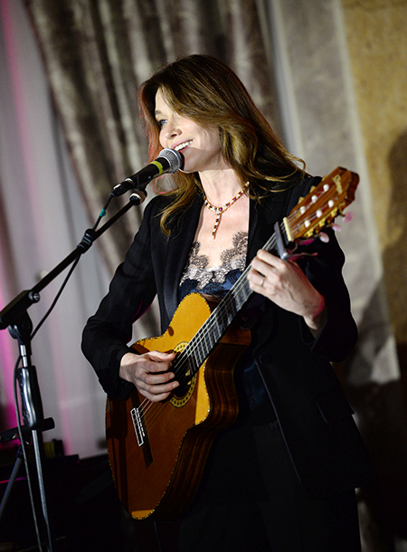 Карла Бруни