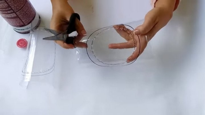 Несколько пустых пластиковых бутылок, и на вашей кухне поселится чудо Несколько пустых пластиковых бутылок, и на вашей кухне поселится чудо