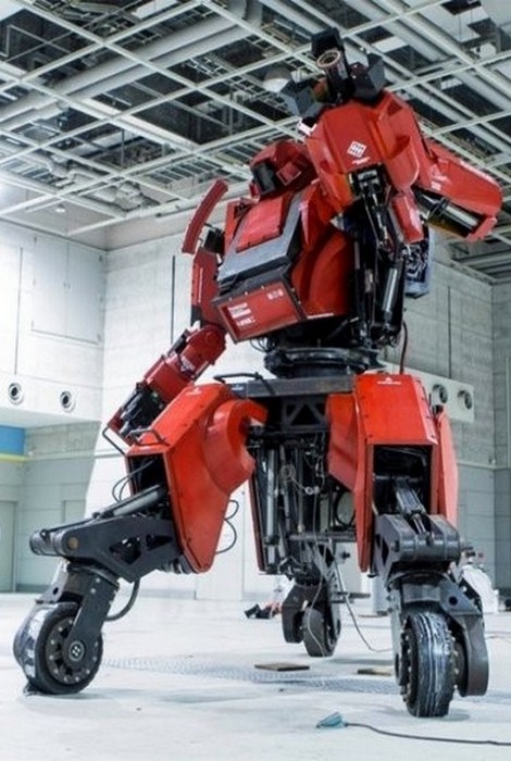 Костюм робота Kuratas. Костюм робота Kuratas.