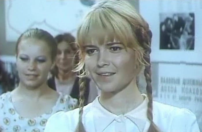 Евгения Сабельникова в фильме *С весельем и отвагой*, 1974 | Фото: kino-teatr.ru Как роман с иностранцем разрушил актерскую карьеру советской актрисы Евгении Сабельниковой