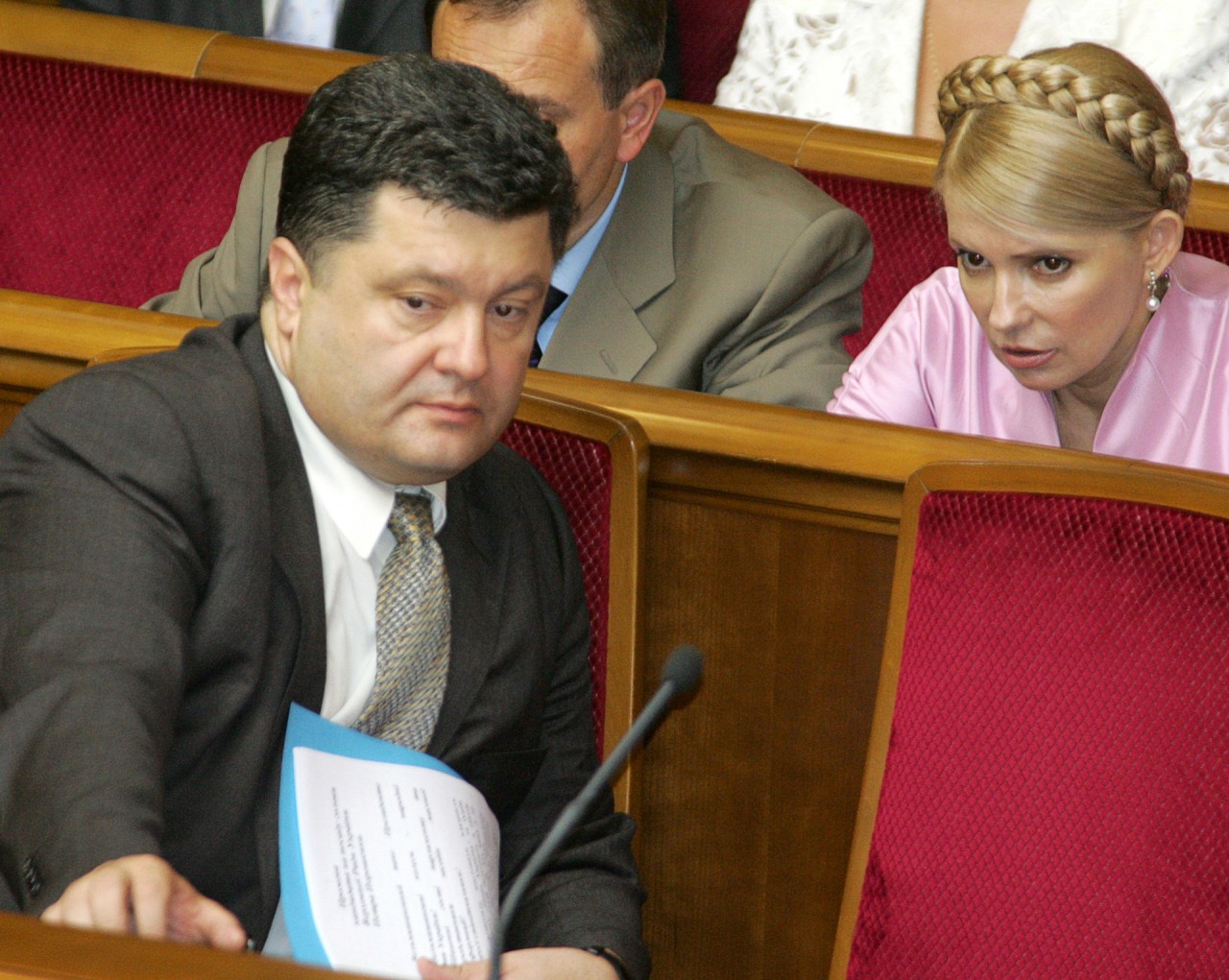 «Порошенко будет сложно ей противостоять»: как Юлия Тимошенко включилась в борьбу за пост президента Украины «Порошенко будет сложно ей противостоять»: как Юлия Тимошенко включилась в борьбу за пост президента Украины