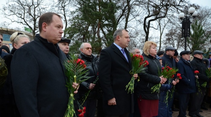В Донецке почтили память ликвидаторов последствий аварии на ЧАЭС