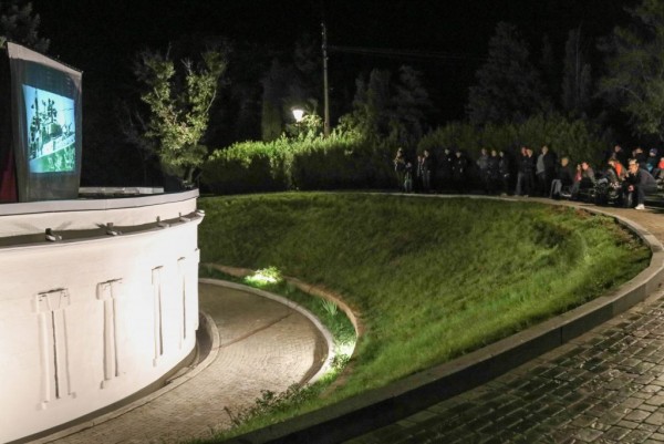 Праздник «Ночь искусств» на Малаховом кургане (ФОТО)
