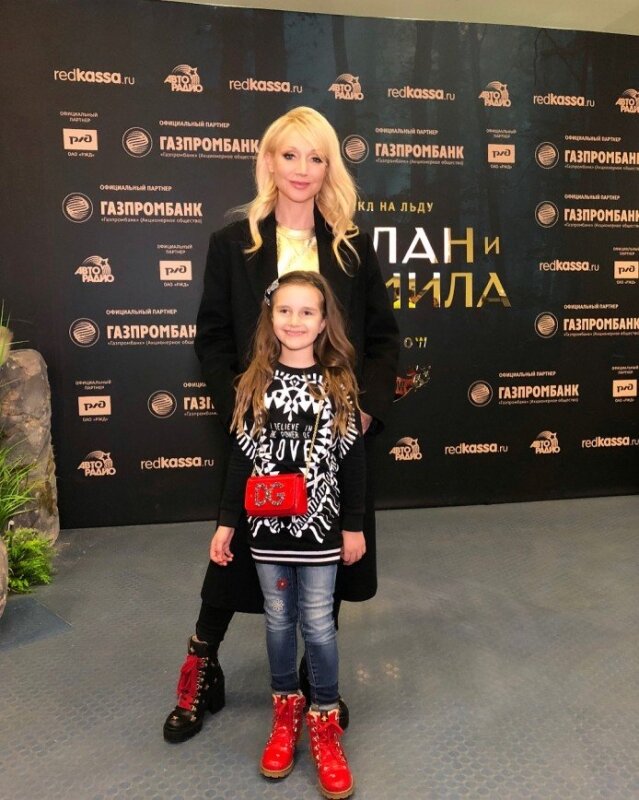 Фанаты "закидали камнями" Орбакайте за бесталанность