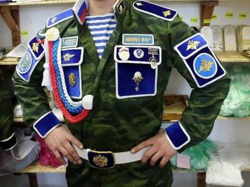 Возвращались в родные края дембеля! Возвращались в родные края дембеля!