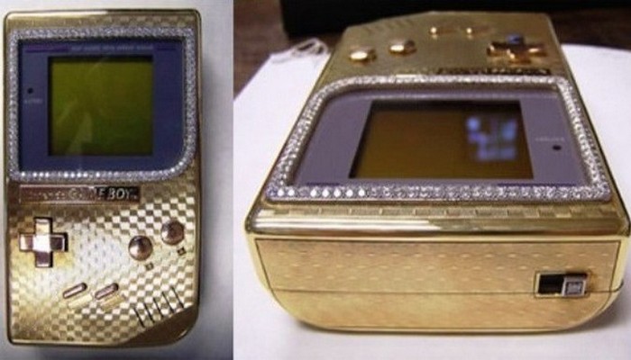 Золотой Nintendo Gameboy. Золотой Nintendo Gameboy.