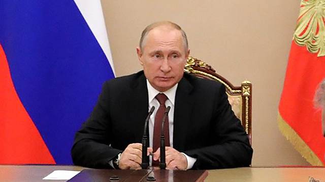 Путин призвал Собянина при осуществлении реновации исходить из интересов людей