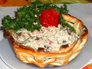съедобные корзиночки для салатов. original. съедобные корзиночки для салатов фото. съедобные корзиночки для салатов-original. картинка съедобные корзиночки для салатов. картинка original. Один из самых удобных способов подать закуску – выложить ее в тарталетки. Они красиво выглядят и их удобно есть – сплошные преимущества. А уж сколько разнообразных и вкусных начинок для тарталеток можно придумать. Для начала предлагаем эти 30 штук!