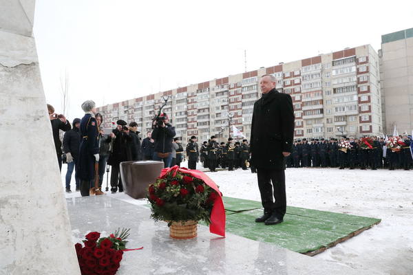 Память десантников, погибших в Аргунском ущелье, почтили в  Петербурге