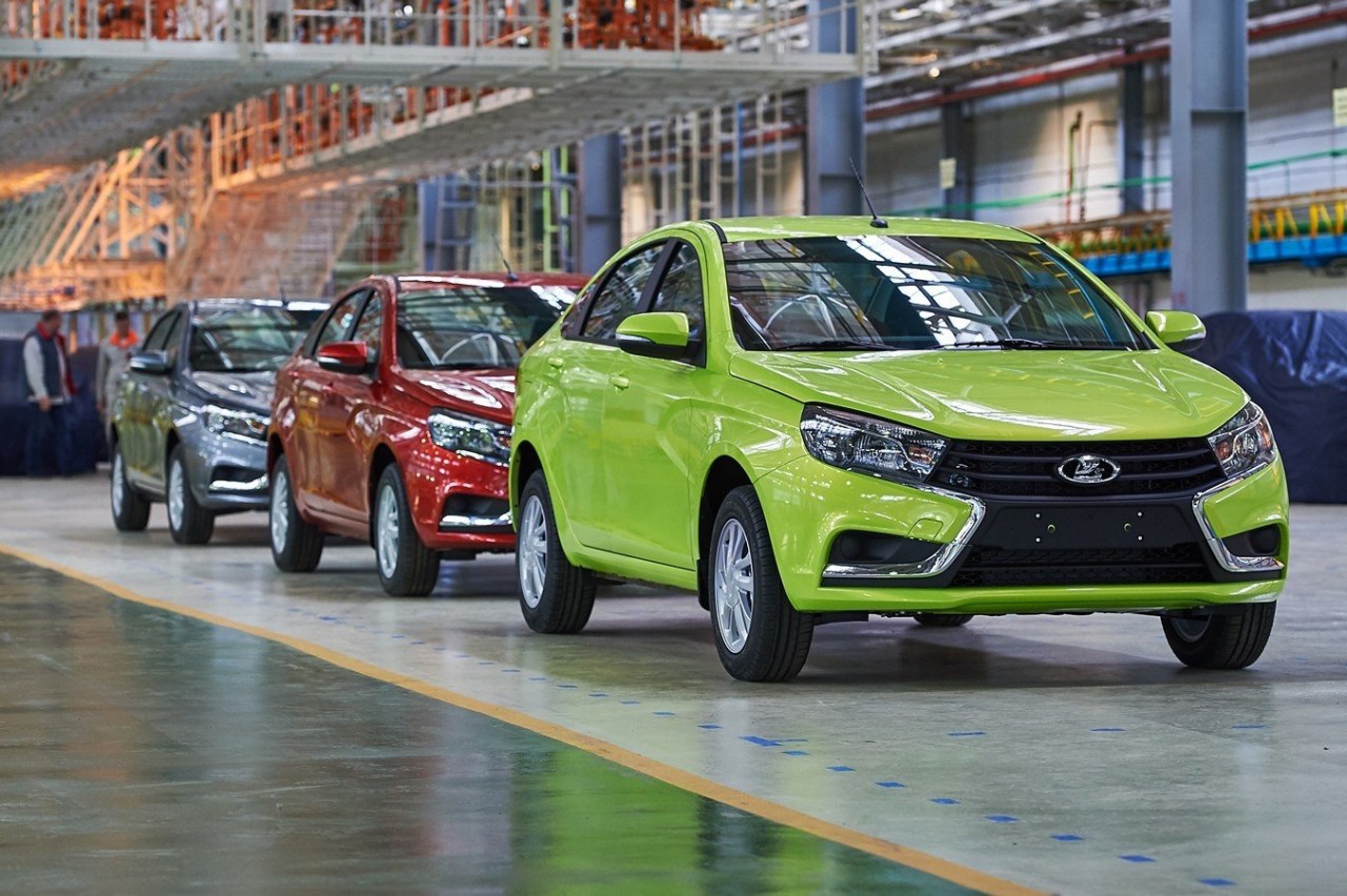 Россия в 2 раза увеличила поставки легковых автомобилей в США Россия в 2 раза увеличила поставки легковых автомобилей в США