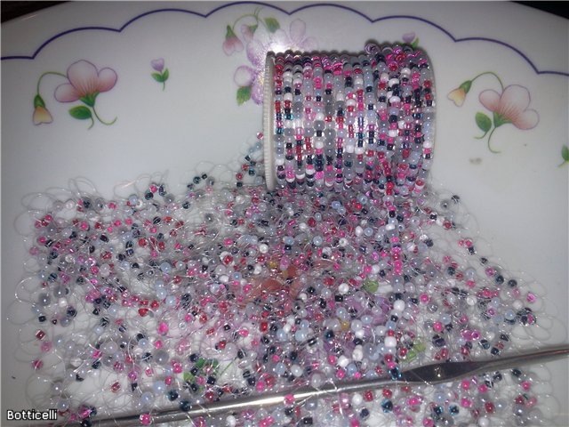 Воздушные бусы из бисера