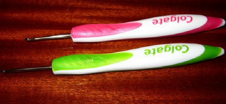 Подожги зубную щетку, чтобы получить нечто очень полезное для дома...