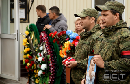 Компенсацию за погибшего в Сирии сына, отобранную ростовщиками, вернули, долги списали Компенсацию за погибшего в Сирии сына, отобранную ростовщиками, вернули, долги списали