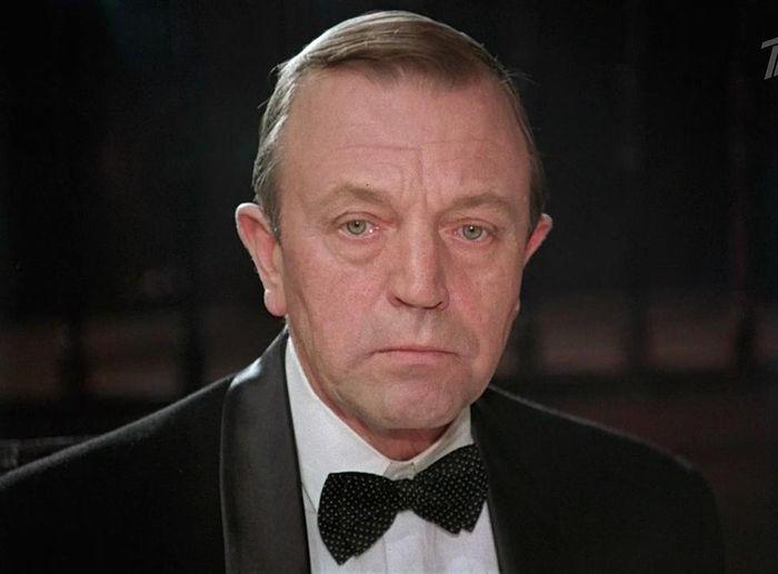 Кадр из фильма «Десять негритят», 1987 г.