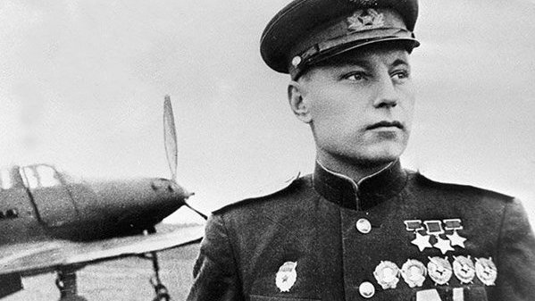 Ошибка Покрышкина: первый сбитый самолет знаменитого аса был советским Ошибка Покрышкина: первый сбитый самолет знаменитого аса был советским