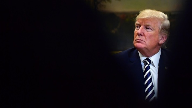 Трамп в ярости: Президент США обвинил помощников в обмане в связи с «делом Скрипаля» Трамп в ярости: Президент США обвинил помощников в обмане в связи с «делом Скрипаля»