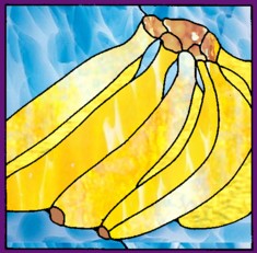 окрашенных бананы стекла