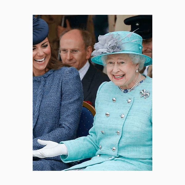 Кэтрин, герцогиня Кембриджская, и королева Великобритании Елизавета II