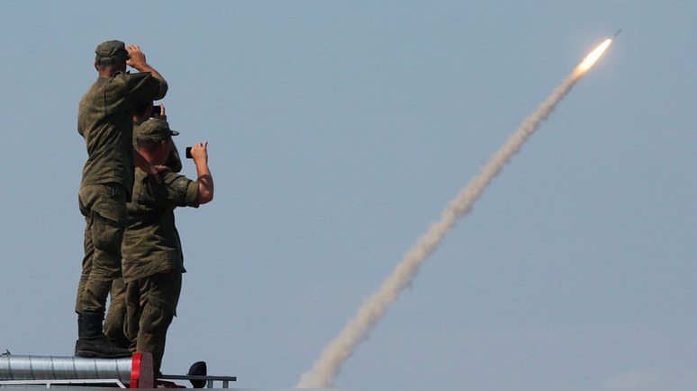 Daily Star: электромагнитное оружие России сможет «выводить из строя целые армии» Daily Star: электромагнитное оружие России сможет «выводить из строя целые армии»