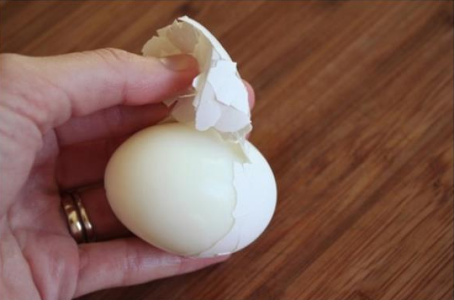 Еще один способ легко очистить яйцо домашние хитрости, еда, кухня, хозяйка
