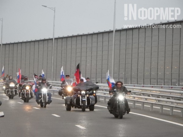 Эксклюзивные кадры запуска автомобильного движения на Крымском мосту