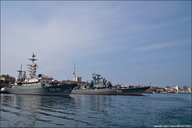 Секретное оружие у берегов Сирии. О том, как русские моряки прослушивают корабли ВМС США