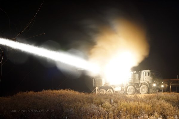 Ракеты НАТО оказались бесполезны: Панцирь-С1 перехватили массированный ракетный удар Ракеты НАТО оказались бесполезны: Панцирь-С1 перехватили массированный ракетный удар