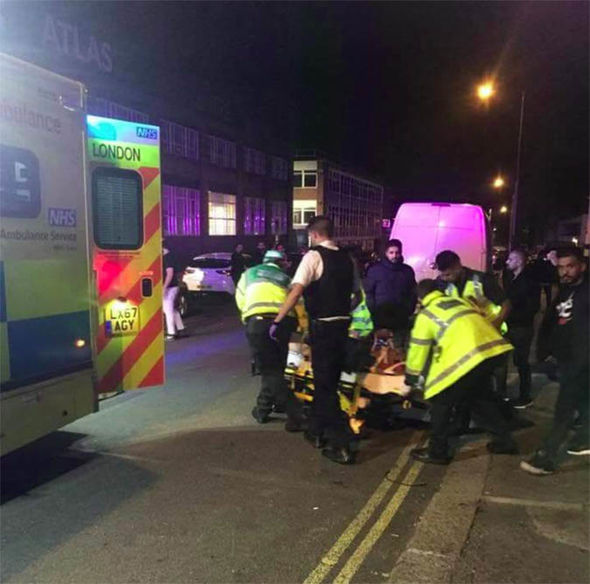 В Лондоне автомобиль наехал на прихожан мечети, трое пострадавших