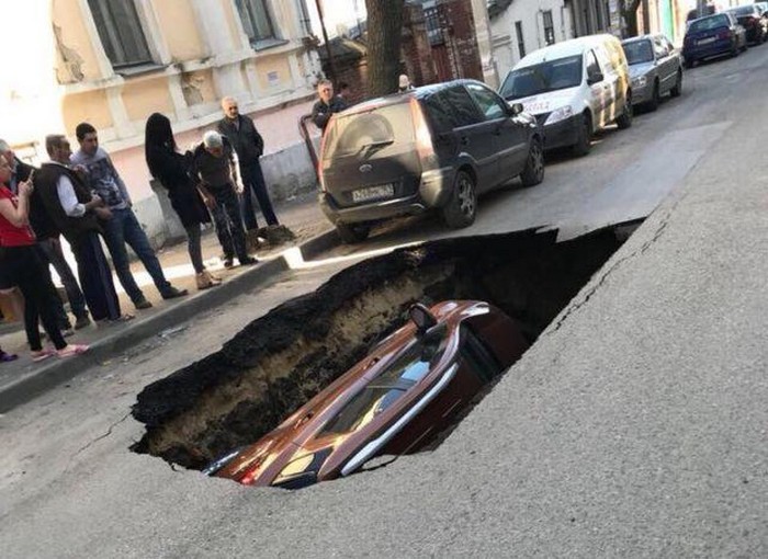 Бывают в жизни огорчения... Бывают в жизни огорчения...