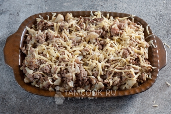 Посыпать сыром