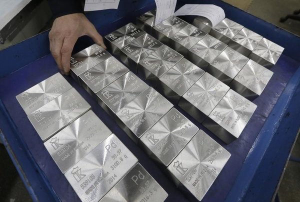 Запад обескуражен: В ответ на санкции, Россия может сделать больно - остановить поставки Палладия Запад обескуражен: В ответ на санкции, Россия может сделать больно - остановить поставки Палладия