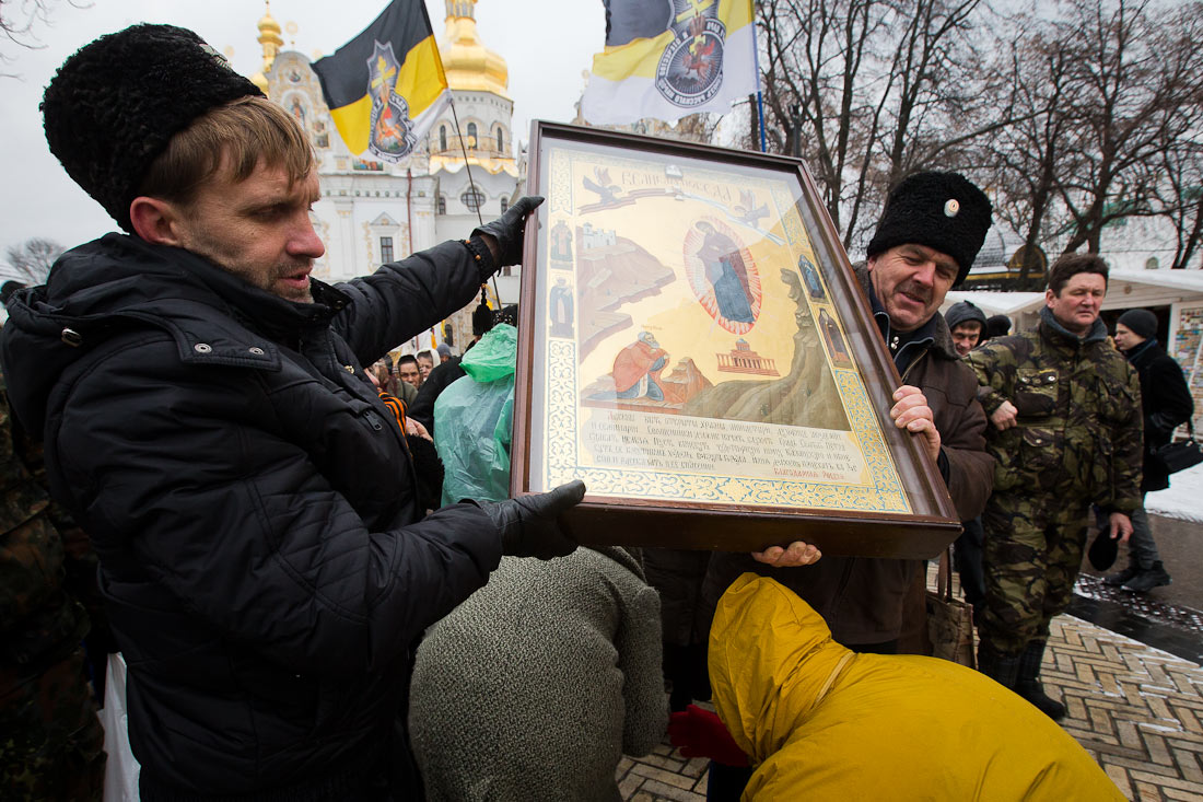 Крестный ход против Евросодома. Каким его увидел известный блогер Рустем Адагамов Крестный ход против Евросодома. Каким его увидел известный блогер Рустем Адагамов