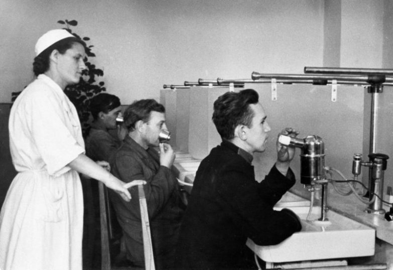 Как выглядели советские «спа-курорты» 1950-х? Как выглядели советские «спа-курорты» 1950-х?