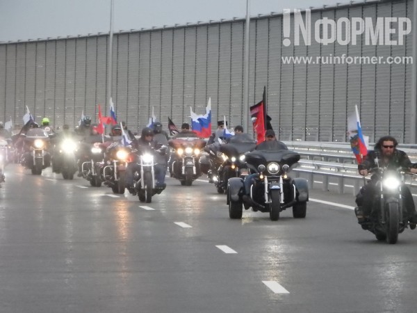 Эксклюзивные кадры запуска автомобильного движения на Крымском мосту