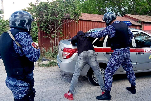 Житель Симферополя в драке против троих пустил в ход булаву