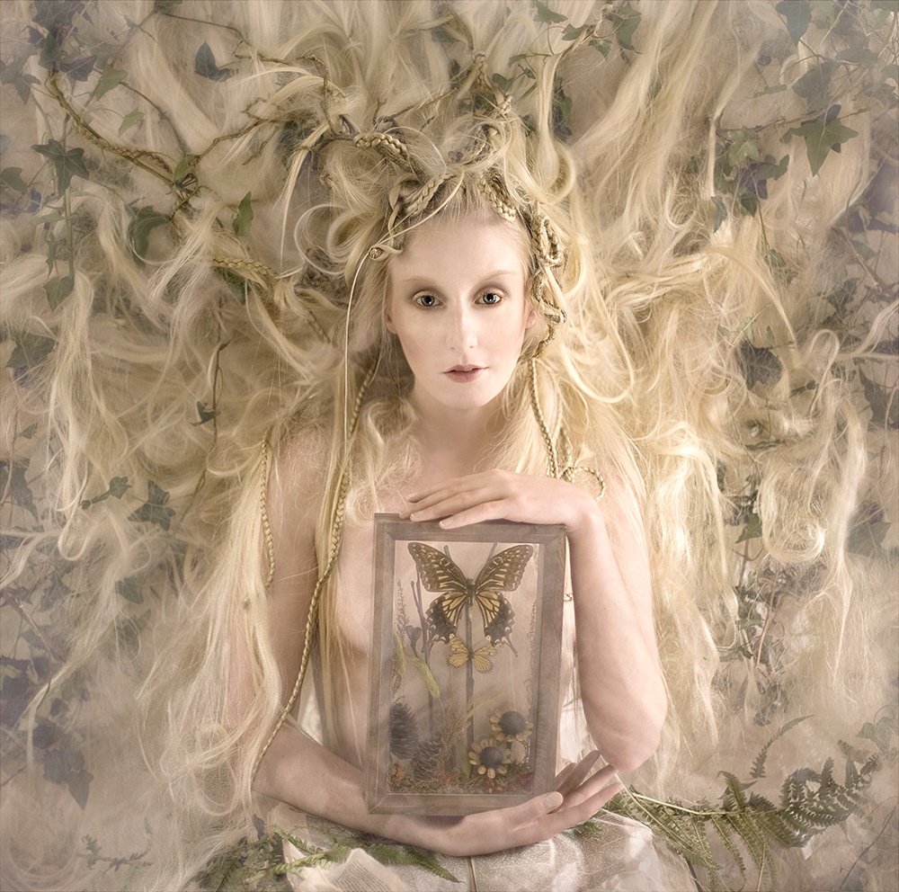      (Kirsty Mitchell)