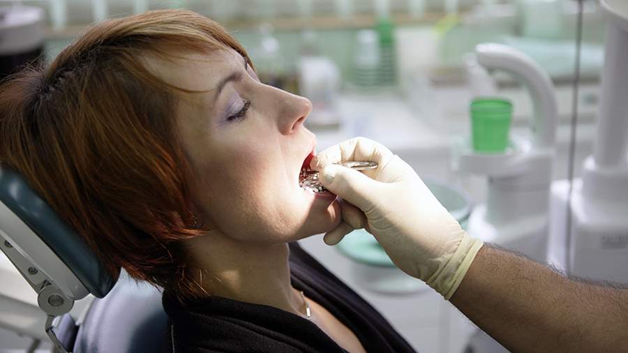 Ортодонт предостерегла от использования домашних капп от бруксизма