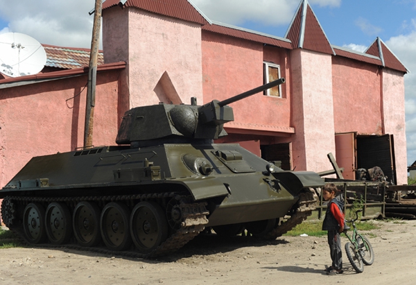 Как россиянин танковый завод в деревне построил завод, построил, россиянин, танковый