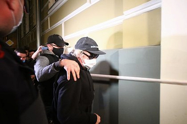Ефремов намерен усыновить детей Захарова