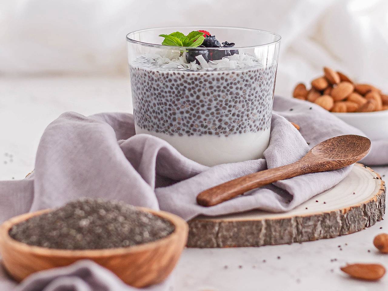 Пудинг с семенами чиа назвали лучшим перекусом для снижения холестерина