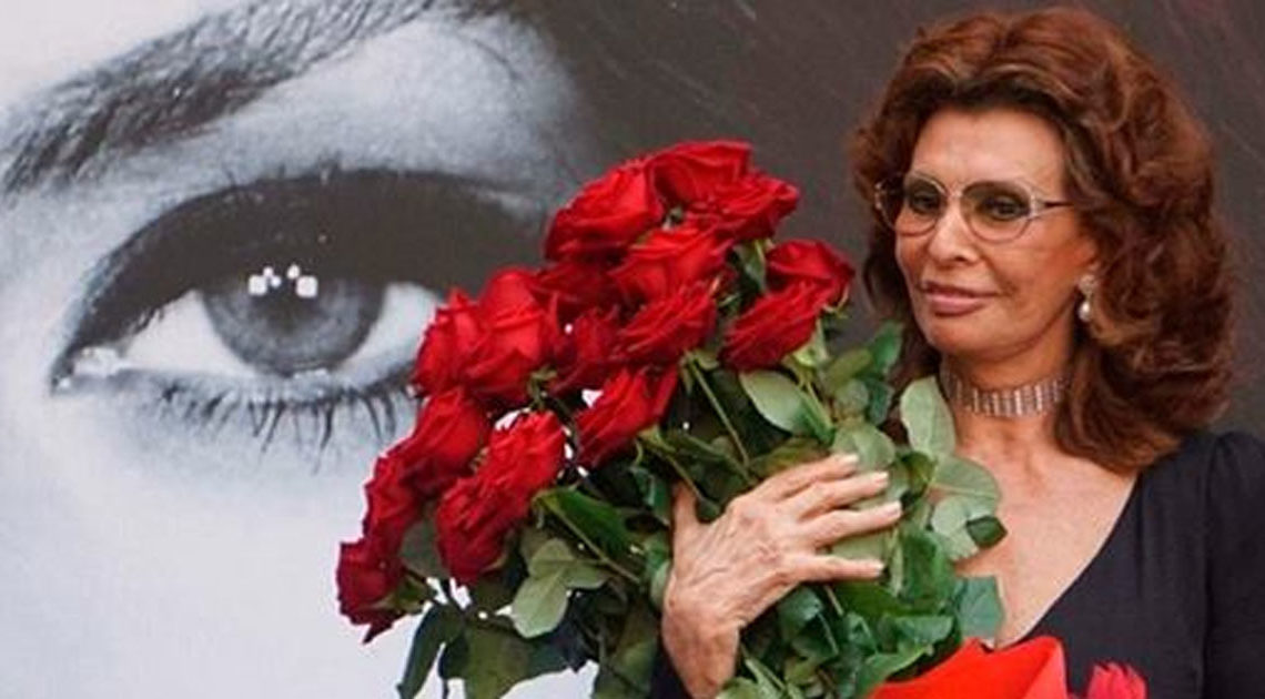Софи Лорен — 83, но она по-прежнему прекрасна. Ее 7 советов для женщин Софи Лорен — 83, но она по-прежнему прекрасна. Ее 7 советов для женщин