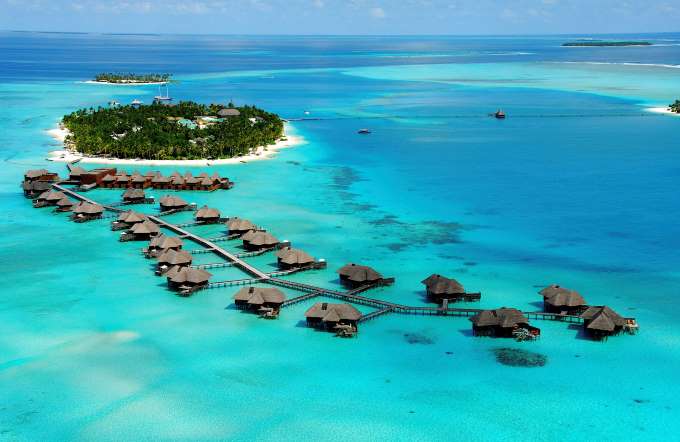 Situated 4.8 metres (16 feet) below the Indian Ocean surface, the restaurant is a hit among honeymooners. Offering a 270-degree view of uninterrupted sea through transparent paneling, it is clearly a unique place to dine out.