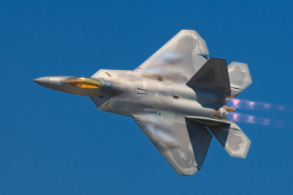 истребитель F-22