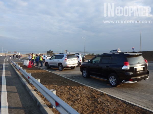 Эксклюзивные кадры запуска автомобильного движения на Крымском мосту