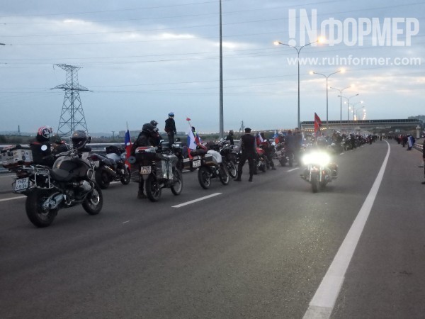 Эксклюзивные кадры запуска автомобильного движения на Крымском мосту