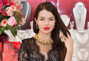 Эксклюзивное интервью певицы Елены Князевой журналу colady.ru Эксклюзивное интервью певицы Елены Князевой журналу colady.ru